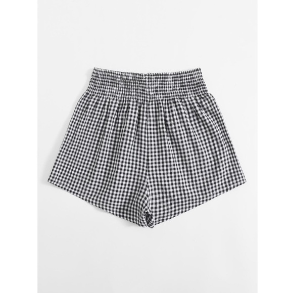 Boutique | Checkered Shorts - Picture 10 of 10